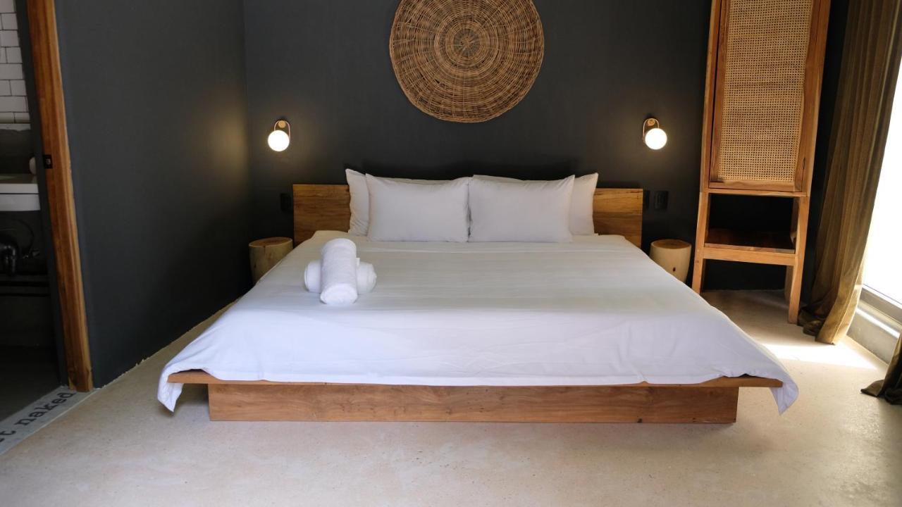 Deluxe King Room,1459458247:JPEG