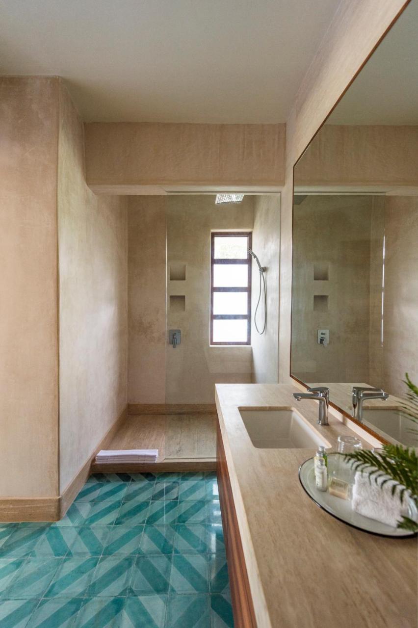 Deluxe Double Suite,776052265:JPEG